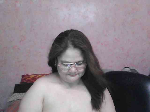 NICEtitspinay webcam