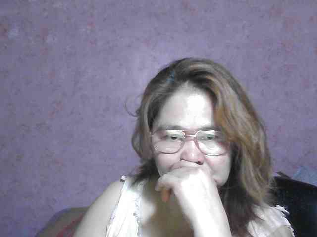 NICEtitspinay webcam