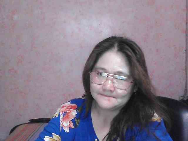 NICEtitspinay webcam