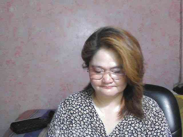 NICEtitspinay webcam