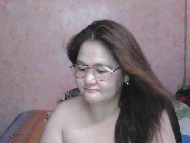 NICEtitspinay webcam