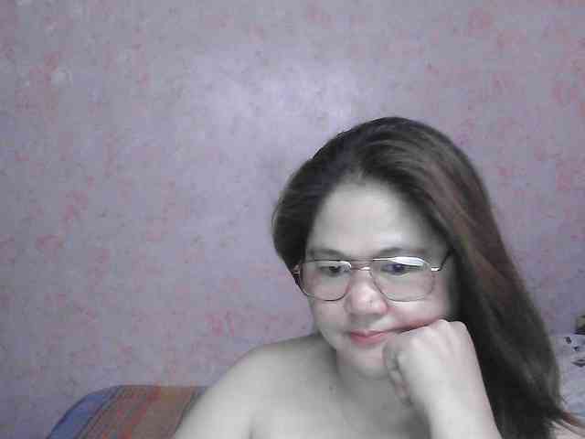 NICEtitspinay webcam