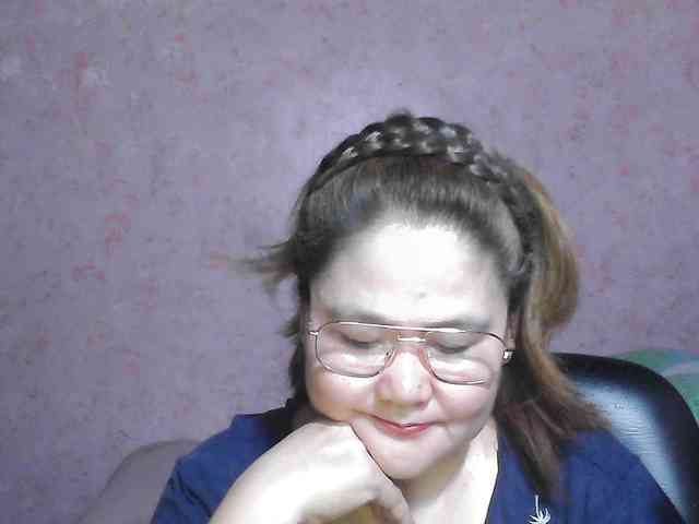NICEtitspinay webcam