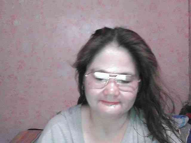 NICEtitspinay webcam