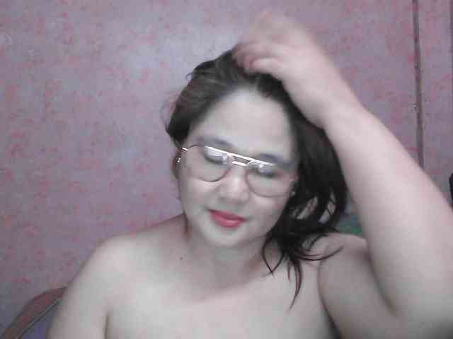 NICEtitspinay webcam