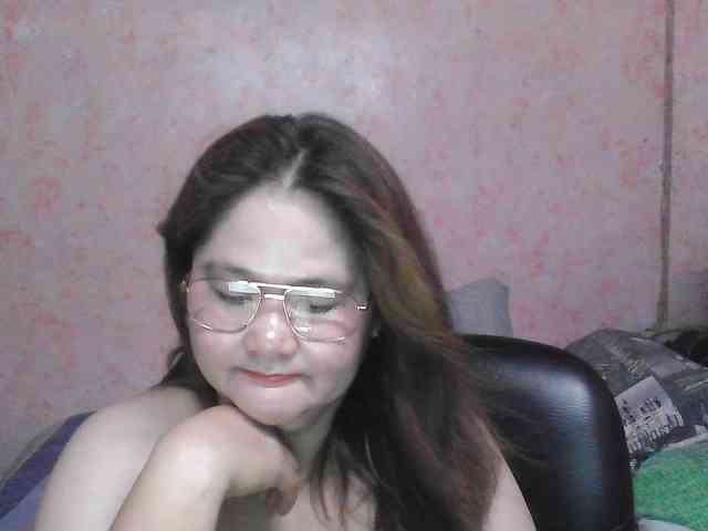 NICEtitspinay webcam