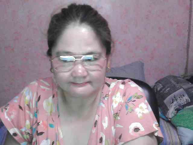 NICEtitspinay webcam