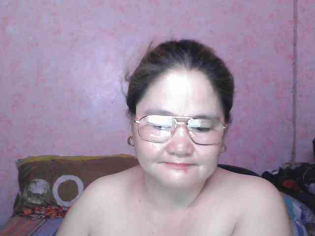 NICEtitspinay webcam