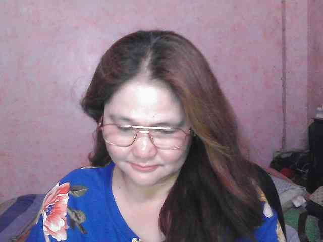 NICEtitspinay webcam