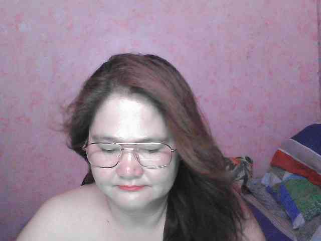 NICEtitspinay webcam
