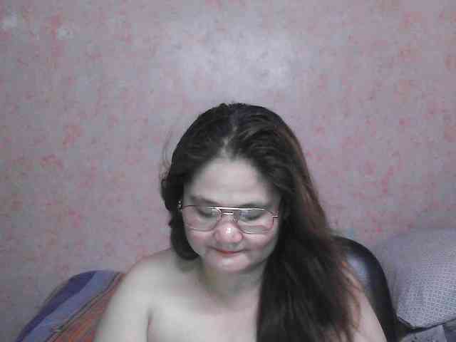 NICEtitspinay webcam