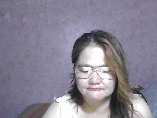 NICEtitspinay webcam