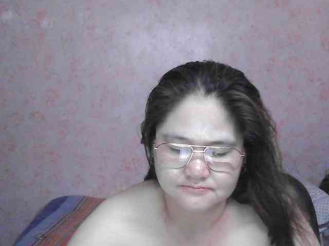 NICEtitspinay webcam