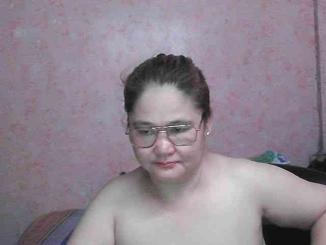 NICEtitspinay webcam