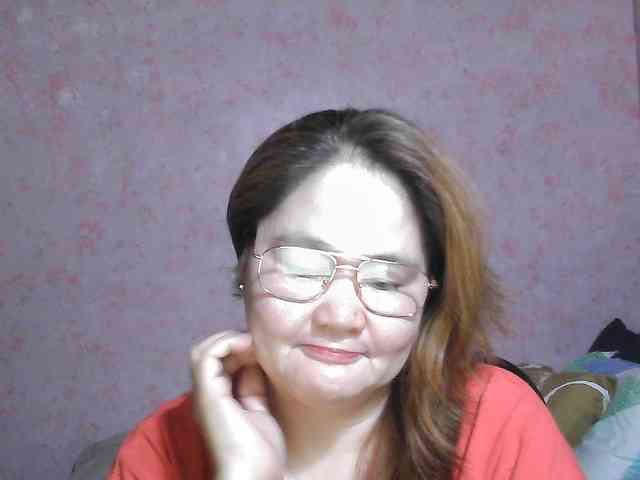 NICEtitspinay webcam