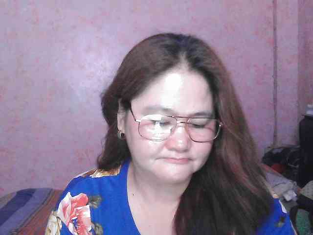 NICEtitspinay webcam