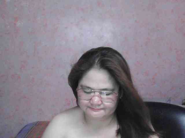 NICEtitspinay webcam