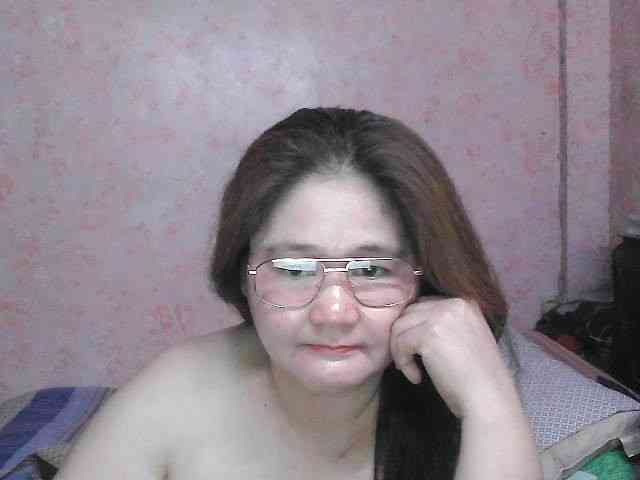 NICEtitspinay webcam