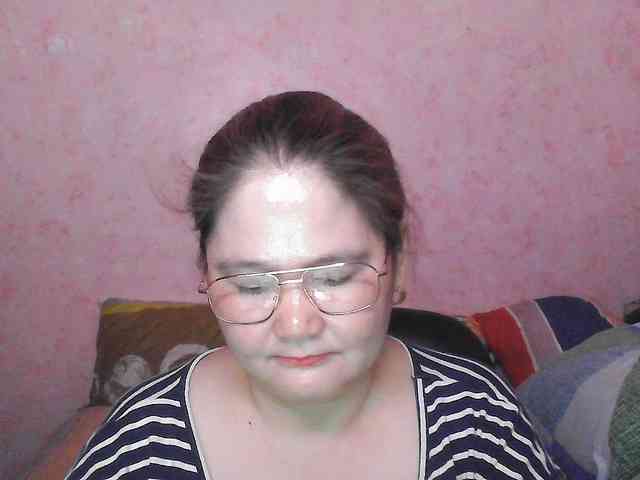 NICEtitspinay webcam
