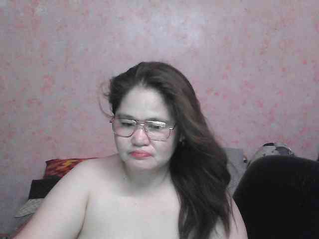 NICEtitspinay webcam
