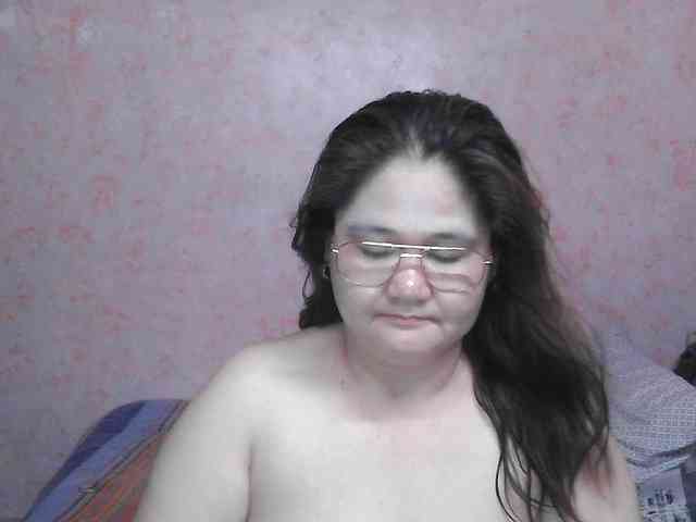 NICEtitspinay webcam