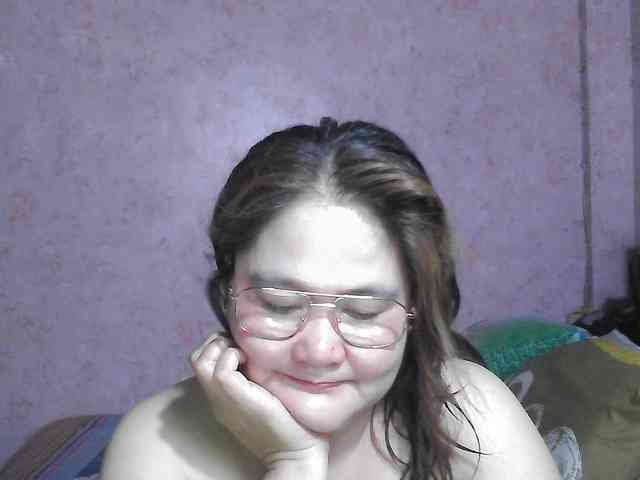 NICEtitspinay webcam
