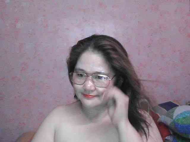 NICEtitspinay webcam
