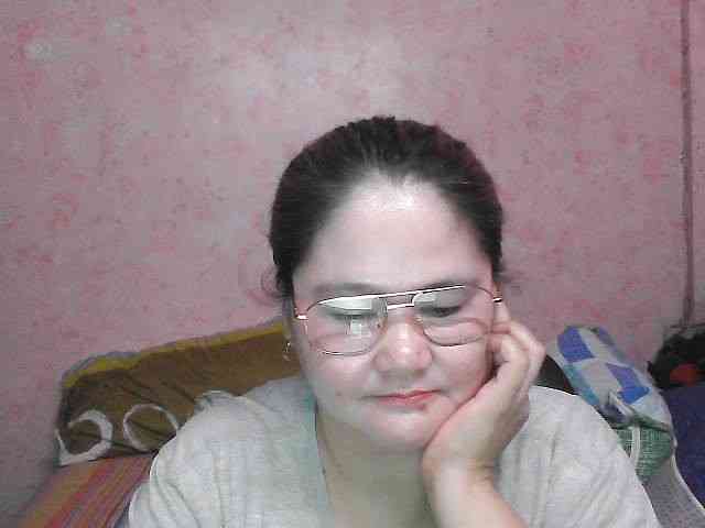 NICEtitspinay webcam
