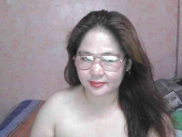 NICEtitspinay webcam