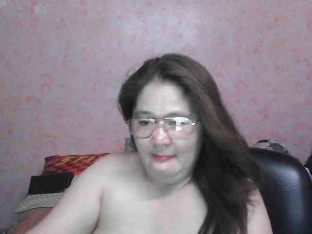NICEtitspinay webcam