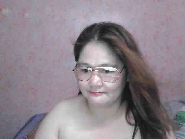 NICEtitspinay webcam