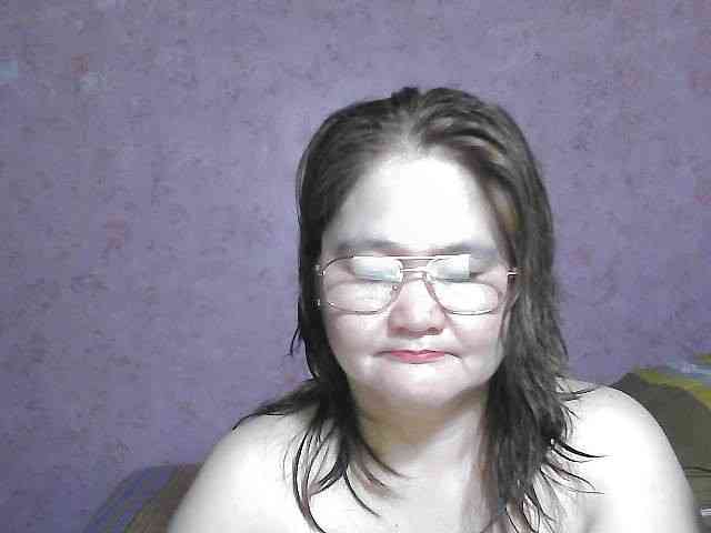 NICEtitspinay webcam