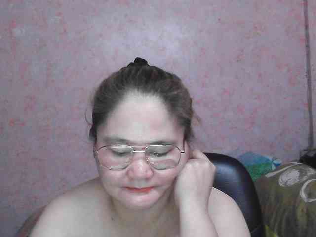 NICEtitspinay webcam