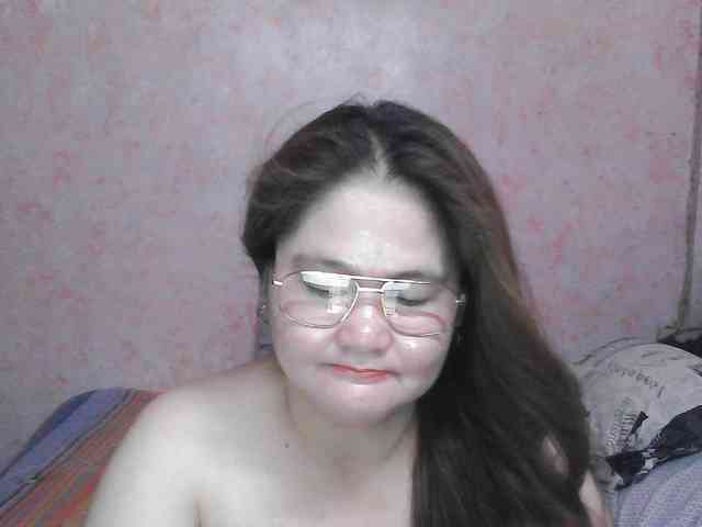 NICEtitspinay webcam