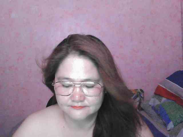 NICEtitspinay webcam