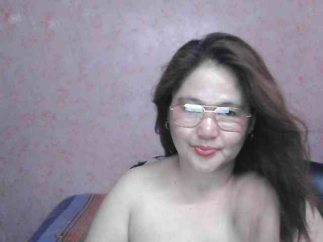 NICEtitspinay webcam