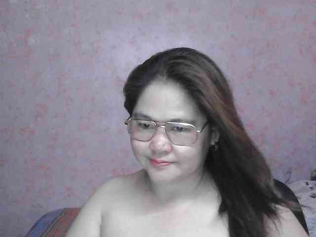 NICEtitspinay webcam
