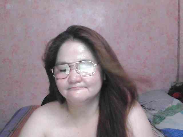 NICEtitspinay webcam