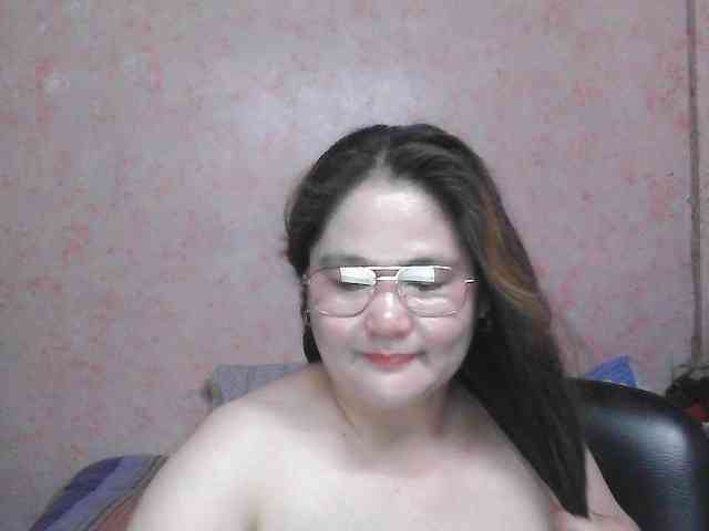 NICEtitspinay webcam