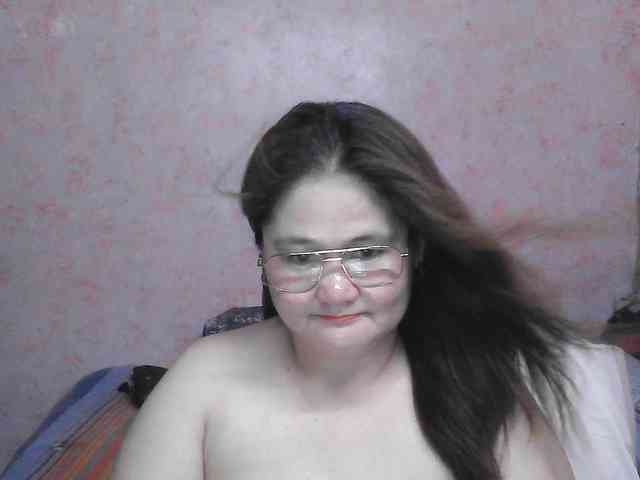 NICEtitspinay webcam