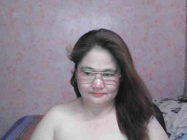 NICEtitspinay webcam