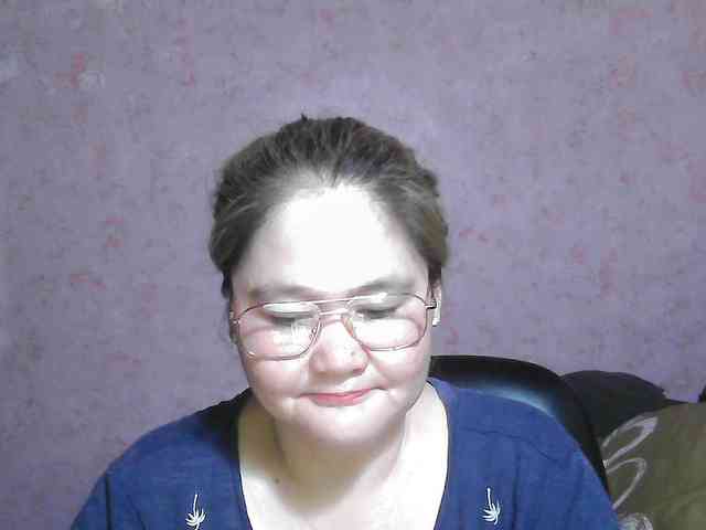 NICEtitspinay webcam