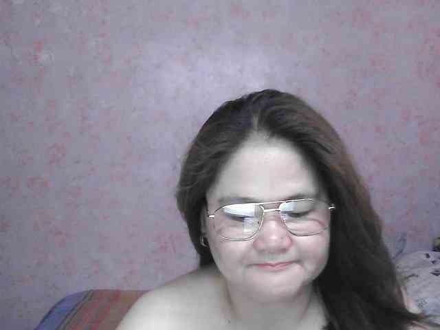 NICEtitspinay webcam
