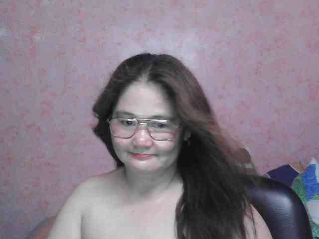 NICEtitspinay webcam