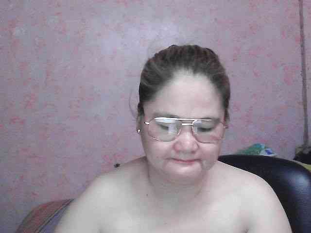 NICEtitspinay webcam