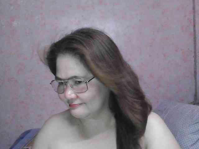 NICEtitspinay webcam