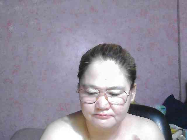 NICEtitspinay webcam