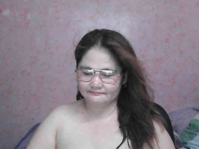 NICEtitspinay webcam