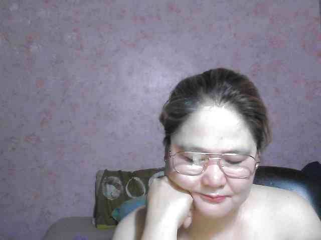 NICEtitspinay webcam