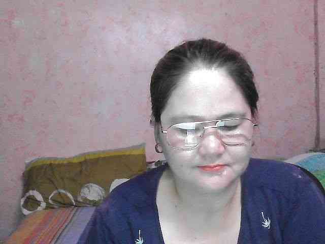 NICEtitspinay webcam